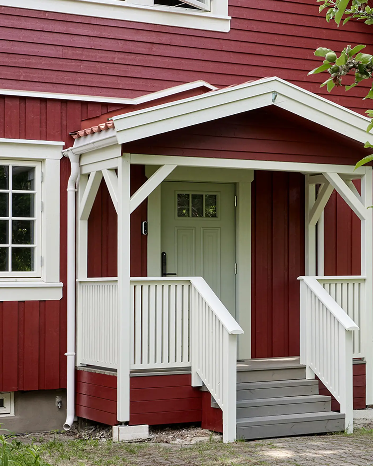 JOTUN 2006 Husmannsrød - 7053 Lærdal - 8426 Dewy Green